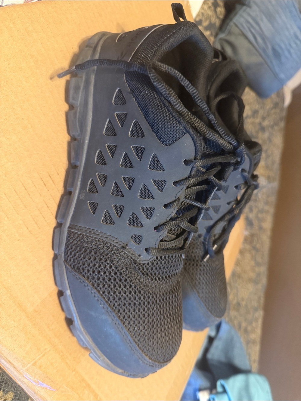 Reebok Men's Black Mesh Athletic Sneakers steel toe